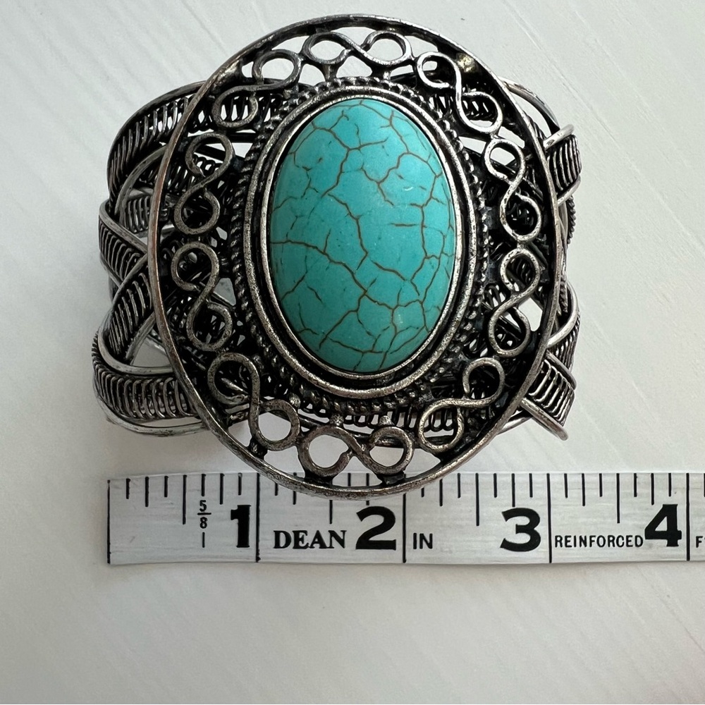 Turquoise Fashion Cuff - Picture 4 of 6
